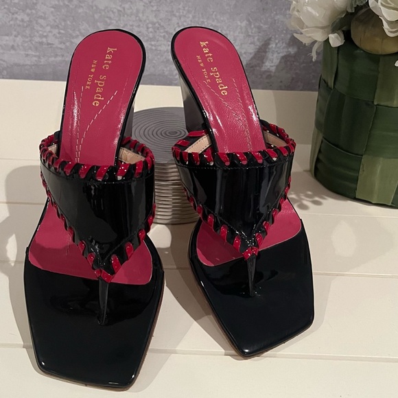 Kate Spade RARE Black and Red Whipstitch Architectural Sandals Sz 6 - Picture 5 of 15